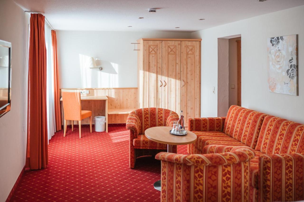 Hotel Waldeck Mit Restaurant "Florian'S" Feldberg  Εξωτερικό φωτογραφία