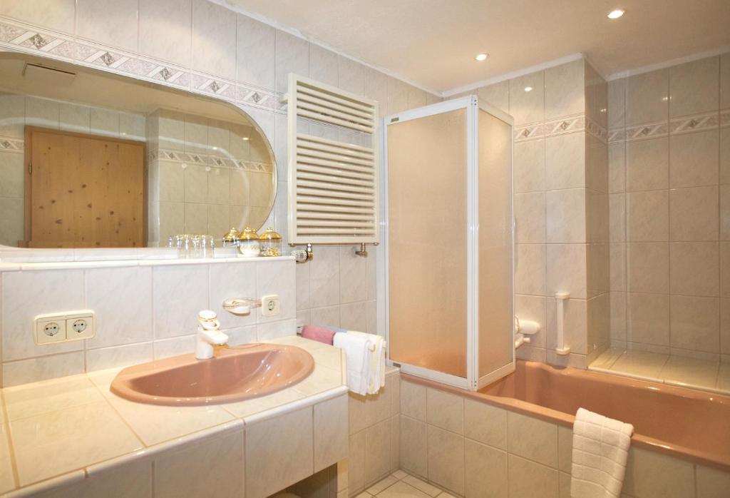 Hotel Waldeck Mit Restaurant "Florian'S" Feldberg  Εξωτερικό φωτογραφία