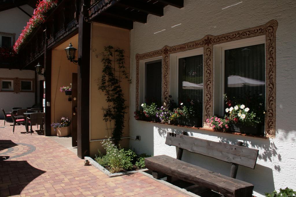 Hotel Waldeck Mit Restaurant "Florian'S" Feldberg  Εξωτερικό φωτογραφία