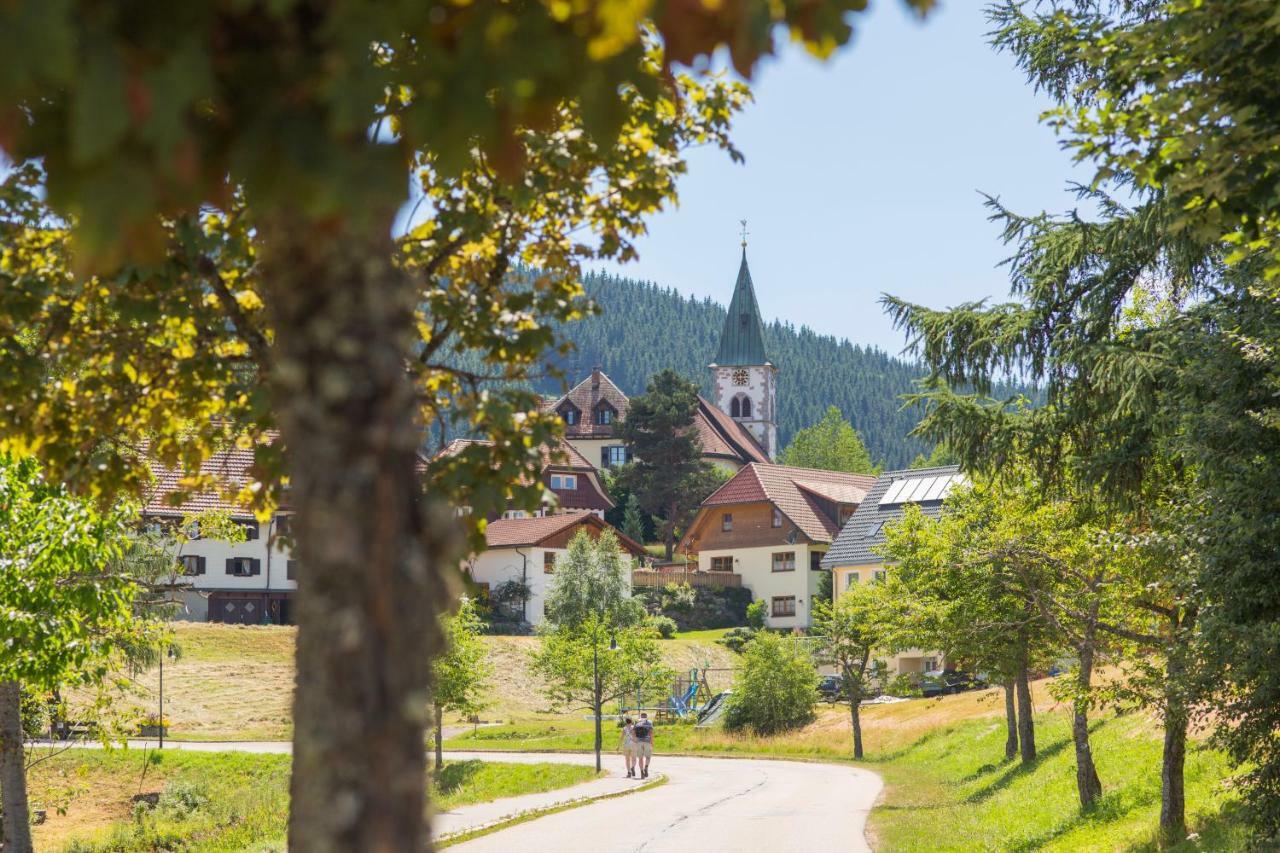 Hotel Waldeck Mit Restaurant "Florian'S" Feldberg  Εξωτερικό φωτογραφία